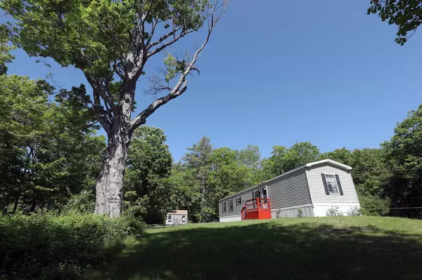 Richmond, ME 04357,3 Pitts Center RD