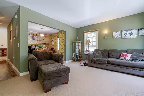 Mount Desert, ME 04660,1127 Main ST