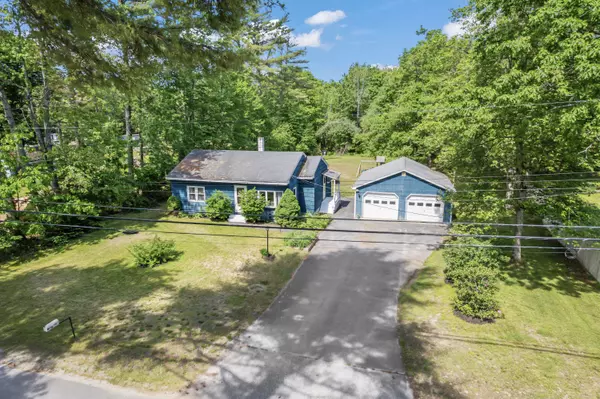 Topsham, ME 04086,90 Tedford RD