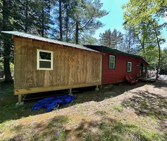 Kingfield, ME 04947,470 Rapid Stream RD