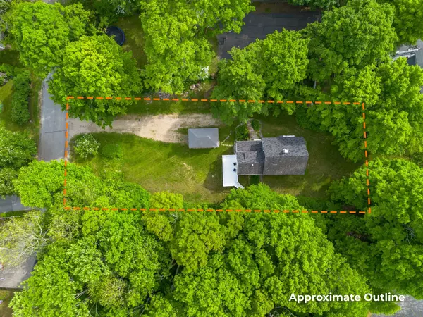 Freeport, ME 04032,11 Chapel ST