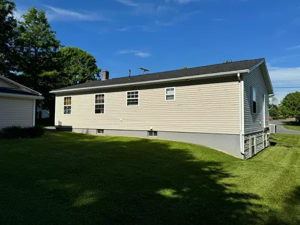 Presque Isle, ME 04769,80 Fleetwood ST