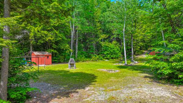 32 Allied WAY, Harrison, ME 04040