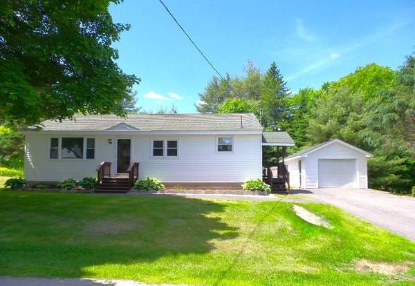 18 Michael ST, Skowhegan, ME 04976