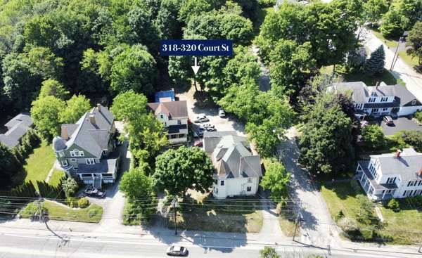 318-320 Court ST, Auburn, ME 04210