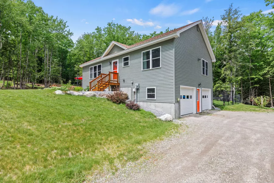 25 Bonnie WAY, Casco, ME 04015