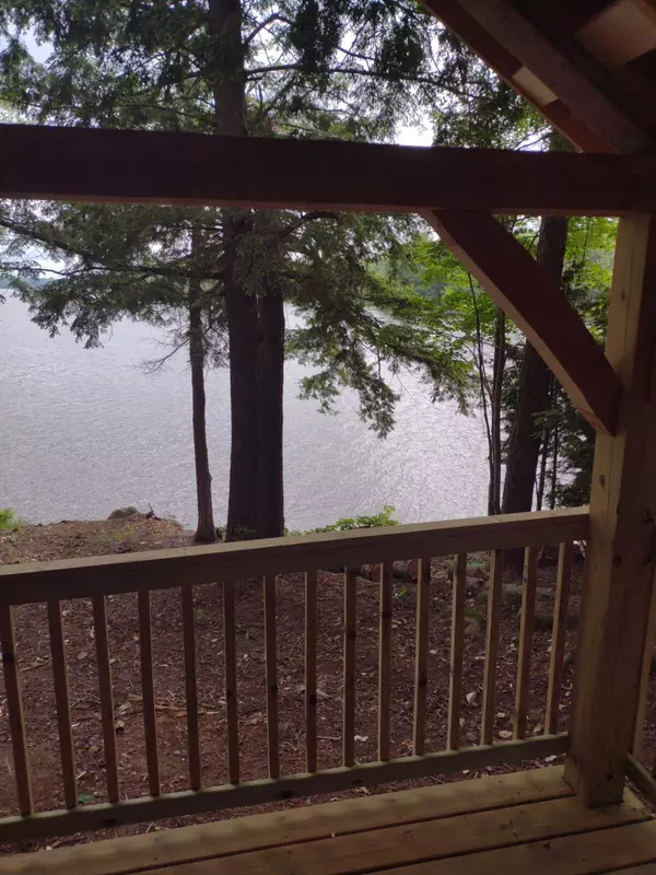 Saint Albans, ME 04971,53 Luckman RD