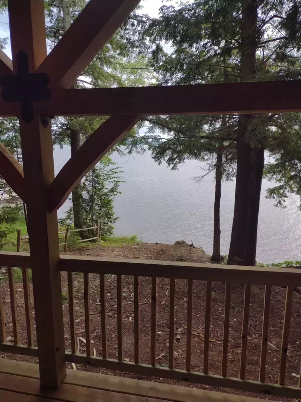 Saint Albans, ME 04971,53 Luckman RD