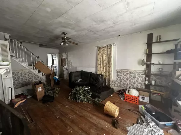 Baileyville, ME 04694,91 Summit ST