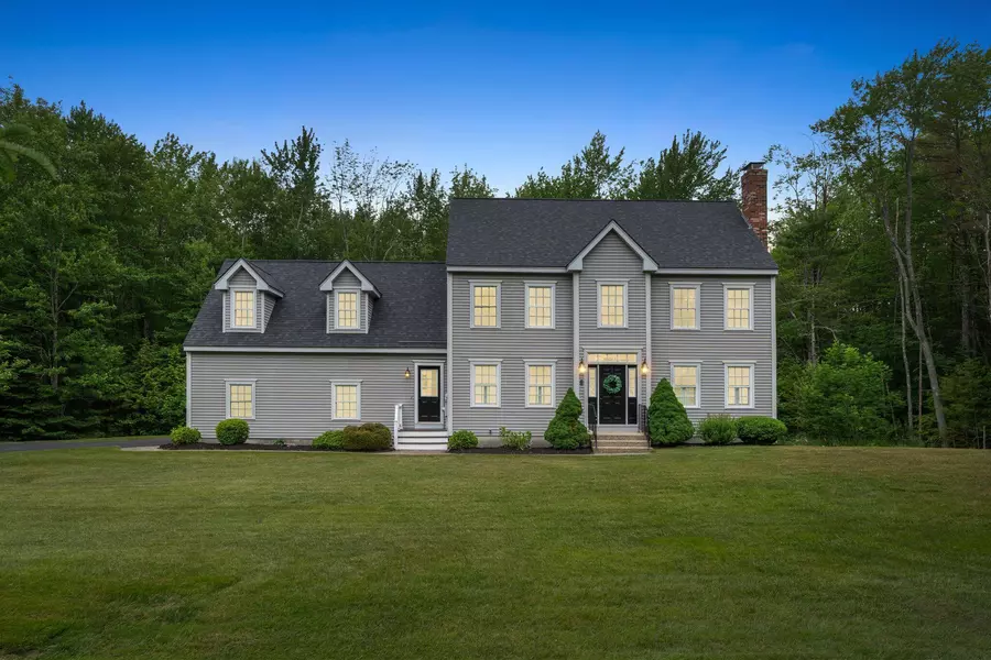 16 Woodfield DR, Scarborough, ME 04074