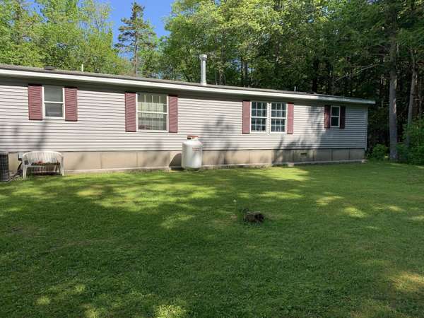 Winthrop, ME 04364,77 Pineland DR