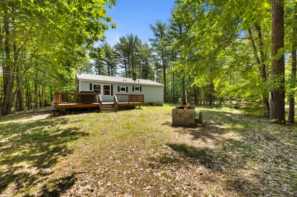 1 Macomber Pines RD, Mount Desert, ME 04660