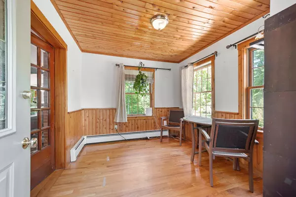 Canaan, ME 04924,407 Pinnacle RD