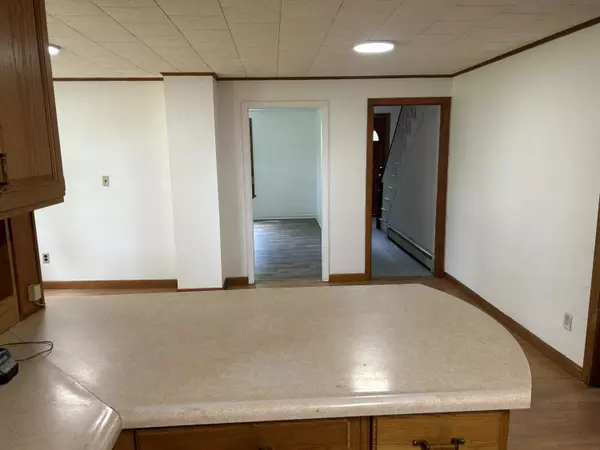 Phillips, ME 04966,22 Whitney ST