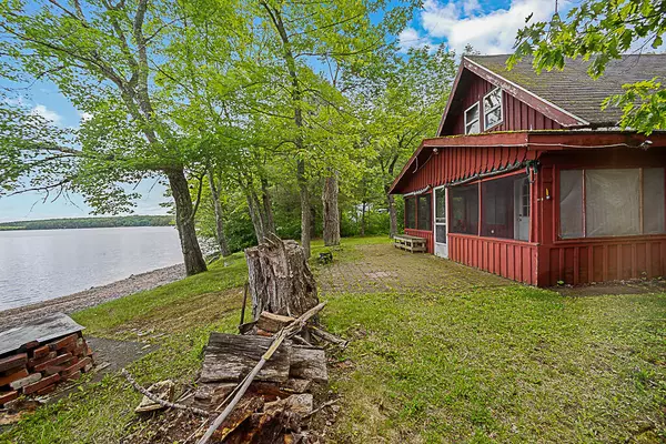 Canaan, ME 04924,30 Wag RD