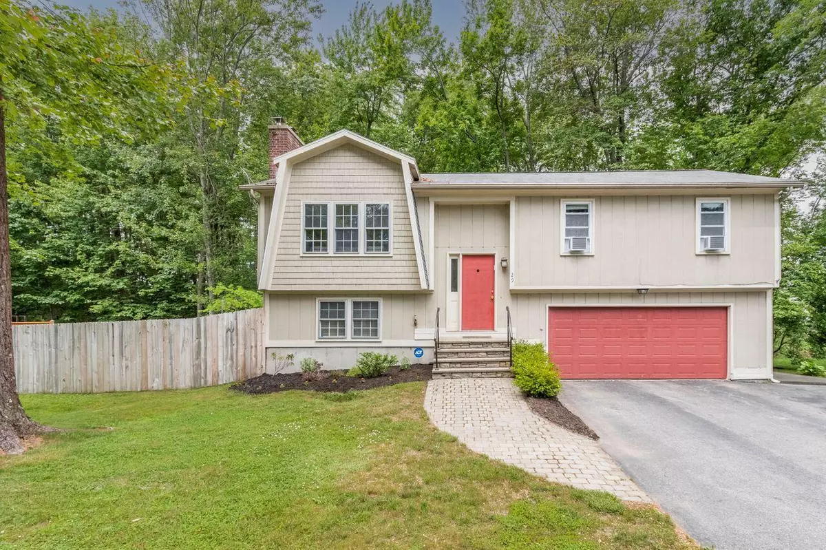 South Portland, ME 04106,29 Settler RD