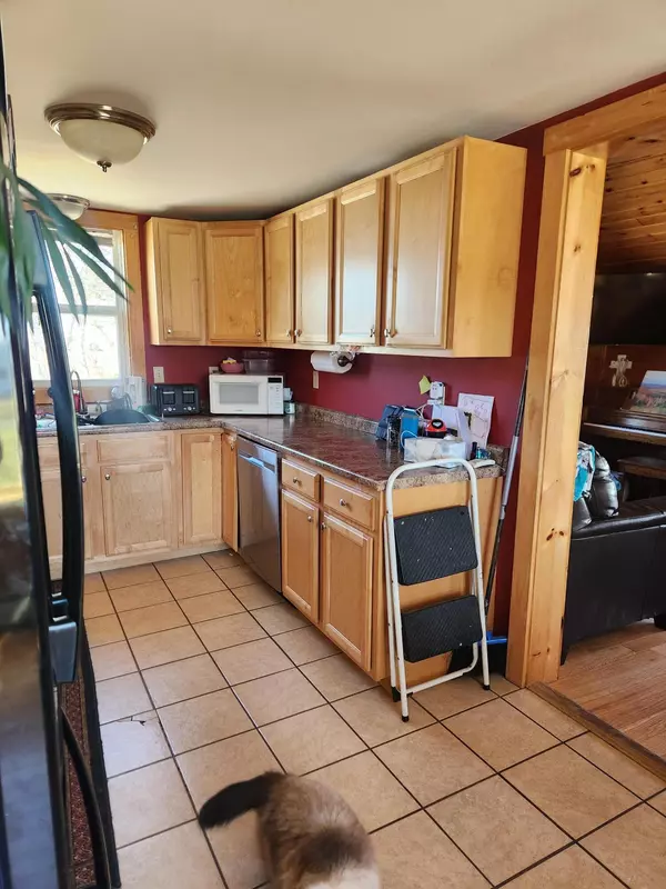 Jackman, ME 04945,535 Main ST