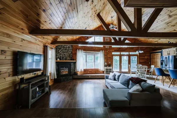 Leeds, ME 04263,516 Quaker Ridge RD