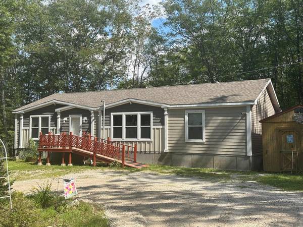 14 Easy AVE, Brownfield, ME 04010