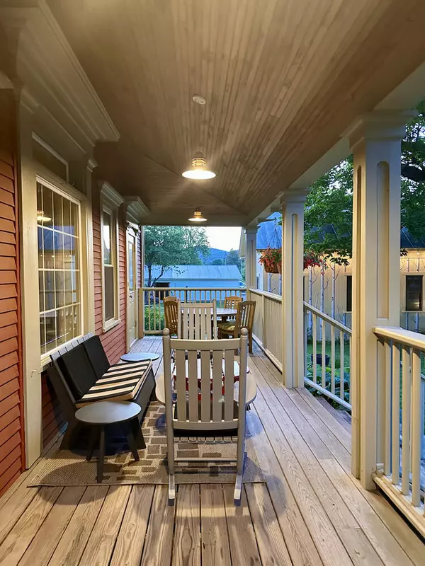 Kingfield, ME 04947,266 Main ST