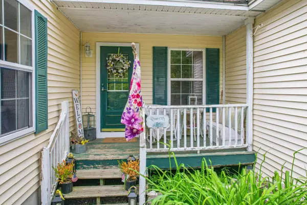 Topsham, ME 04086,500 Foreside RD