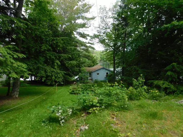 Madison, ME 04950,33 Widgeon RD