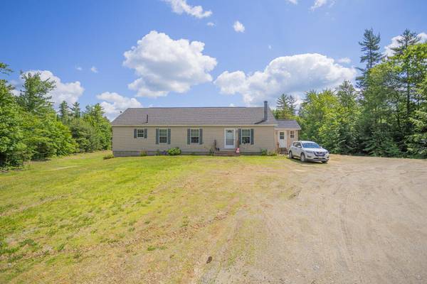 370 Vienna RD, Chesterville, ME 04938