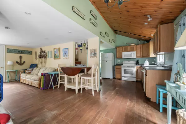 Wells, ME 04090,243 Bragdon RD