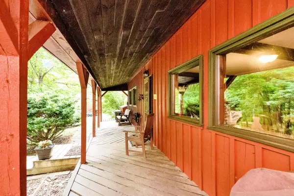 Kingfield, ME 04947,189 Freeman Ridge RD