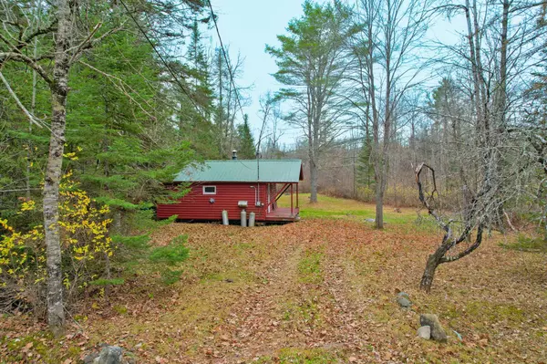 76 Bailey Bridge RD, Harmony, ME 04942