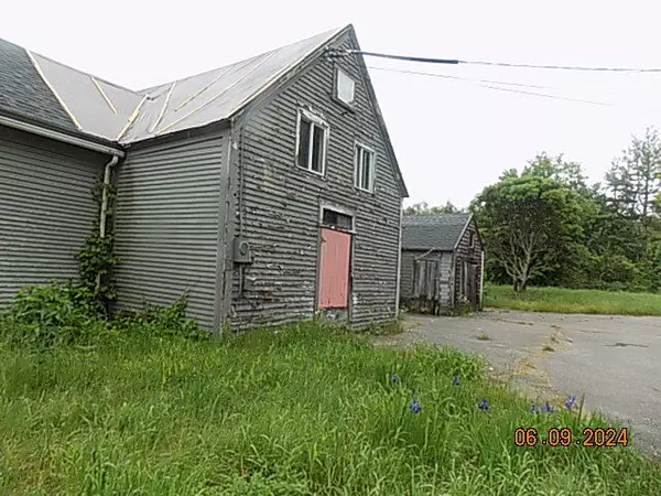 Hollis, ME 04042,780 Deerwander RD