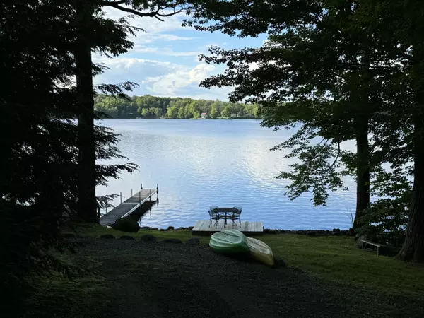 22 Dream LN, Richmond, ME 04357