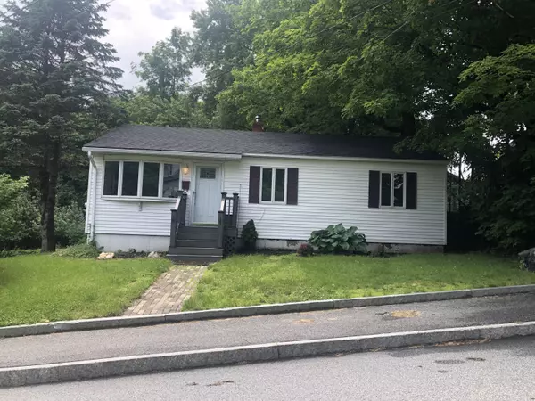 Auburn, ME 04210,83 Eighth ST