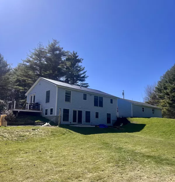 283 Doyle RD, Whitefield, ME 04353