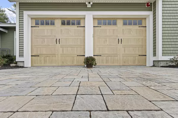 South Portland, ME 04106,3 Curlew CT #2