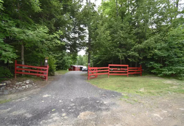 Saint Albans, ME 04971,58 Pine Grove Drive