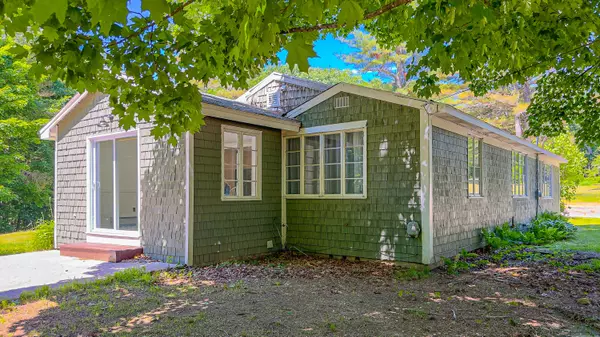 Naples, ME 04055,332,336 Harrison RD