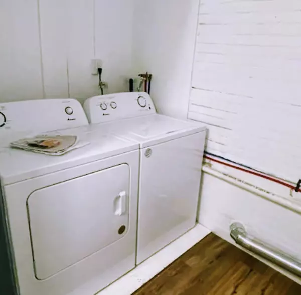 Norway, ME 04268,25 Crescent ST