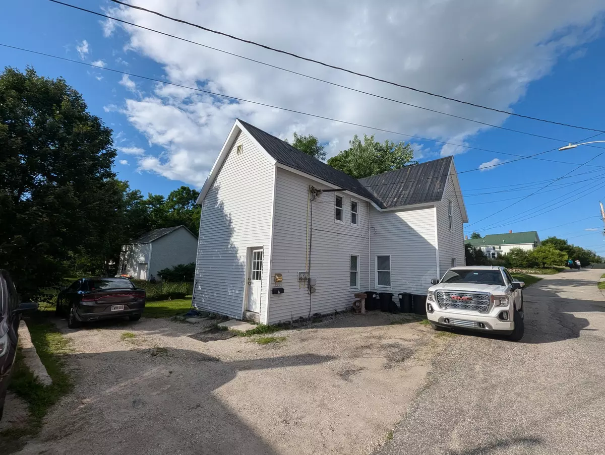 Norway, ME 04268,25 Crescent ST