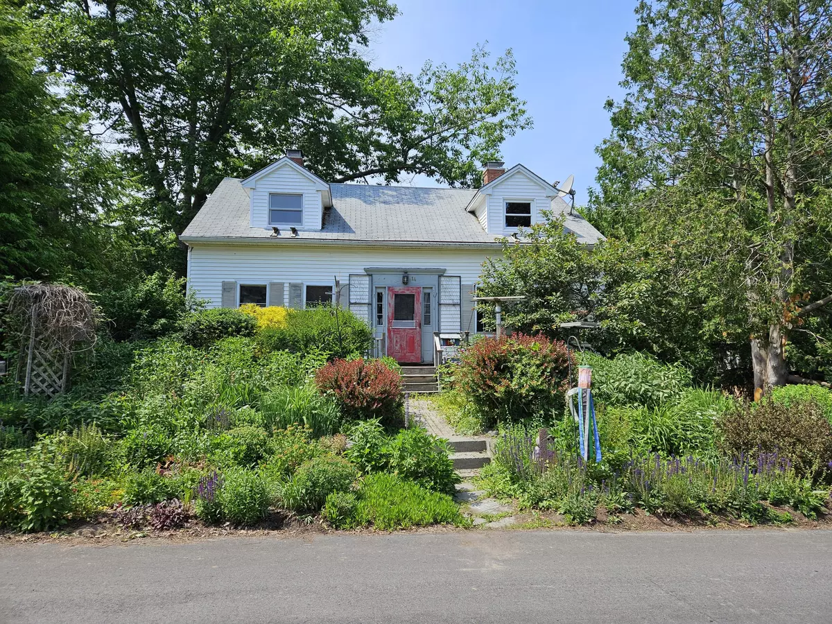 Orono, ME 04473,14 Pond ST