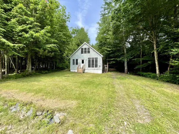 115 Rancourt LN, Burnham, ME 04922