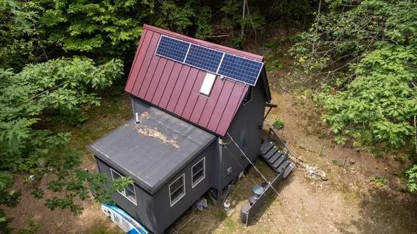 Searsmont, ME 04973,281 Main ST S