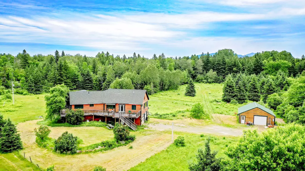 110 Narrow Gauge RD, Coplin Plt, ME 04982