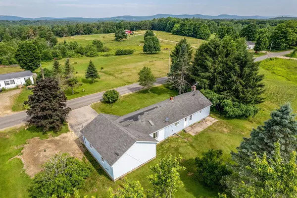 Appleton, ME 04862,709 Collinstown RD