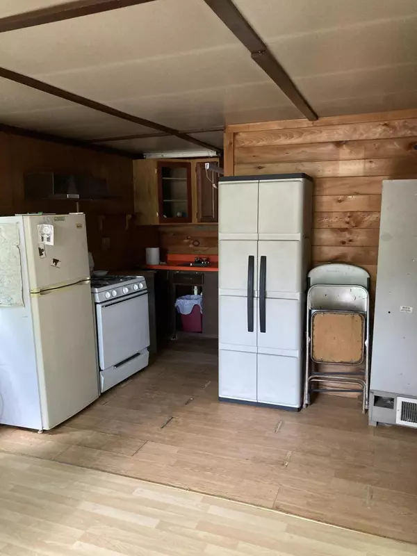 Oakland, ME 04963,155 High ST