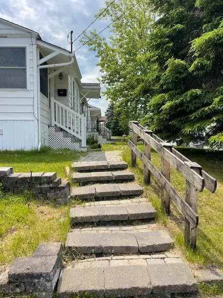 184 Pleasant AVE, Madawaska, ME 04756