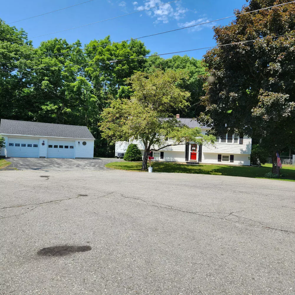 Gardiner, ME 04345,17 Rolfe CIR