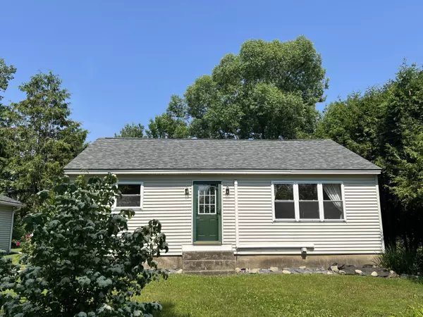 Hallowell, ME 04347,3 High ST