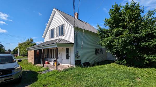 36 School ST, Ashland, ME 04732