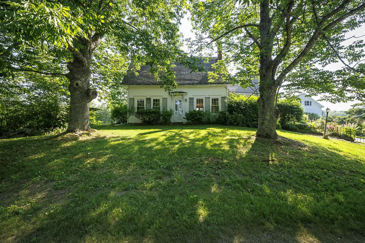 Sedgwick, ME 04676,533 Graytown RD